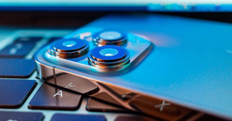 iPhone camera blurry