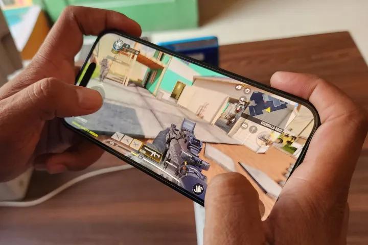 Top 10 Best iOS FPS Games for iPhone and iPad in 2024