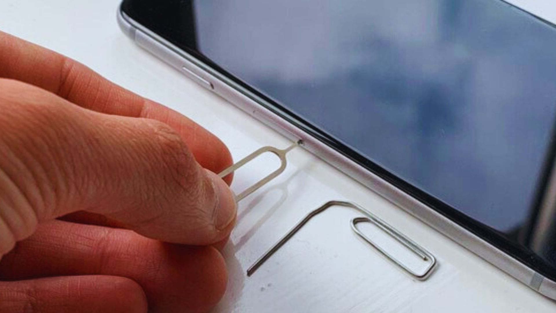 How to Easily Transfer Contacts from Android to iPhone via Bluetooth 3 Transfer via SIM Card