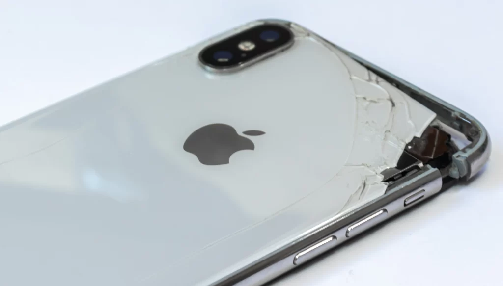 Inspect your iPhone for physical damage. Look for any cracks or dents in the screen or casing. If your iPhone has been dropped or damaged, it's possible that one of the internal components has been damaged as well.